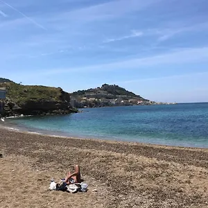 le-cabanon-bleu-sur-la-plage.fr-provencehotel.com/